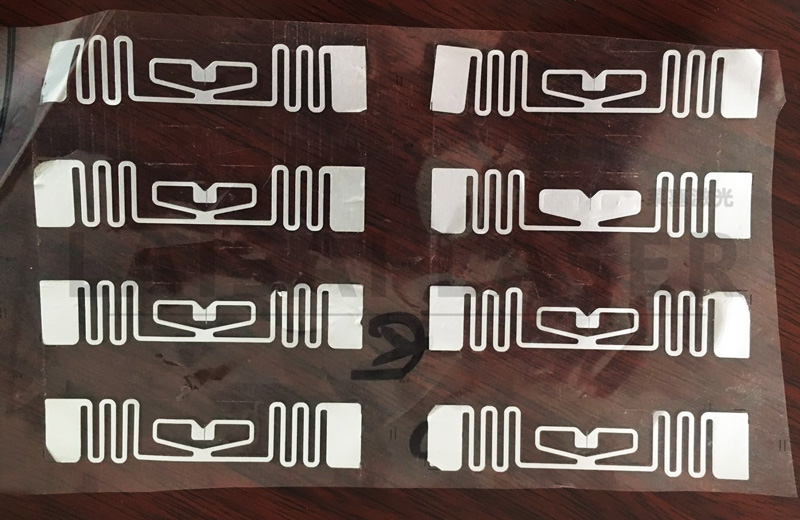 傳統(tǒng)模切機和RFID標(biāo)簽激光模切的對比